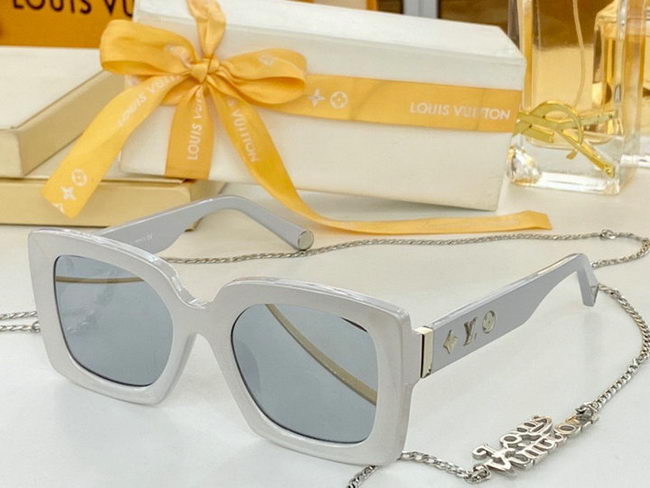 Louis Vuitton Sunglasses AAA+ ID:20220317-688